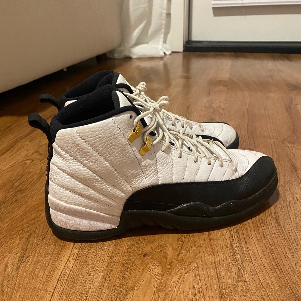 Air Jordan 12 Taxi Size 10 Men